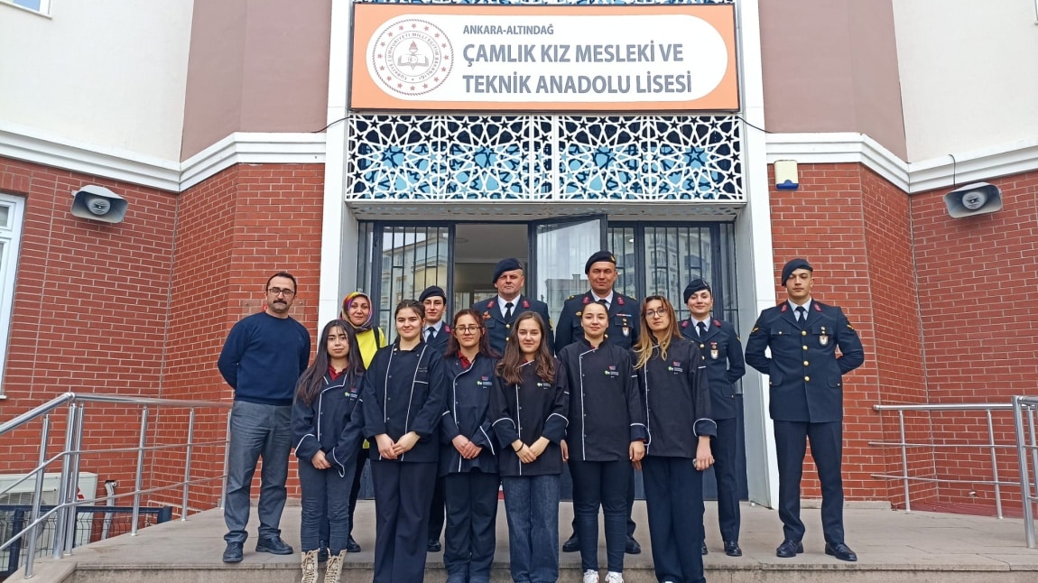 Jandarma Sahil Güvenlik Komutanlığı Okulumuzda Tanıtım Yapmıştır